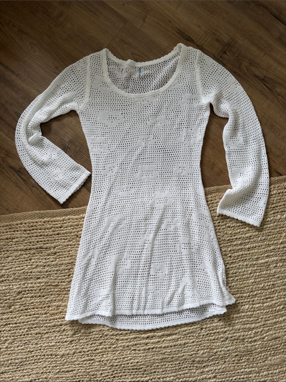 La vie en rose White Crochet Knit Long-Sleeve Women's Top
